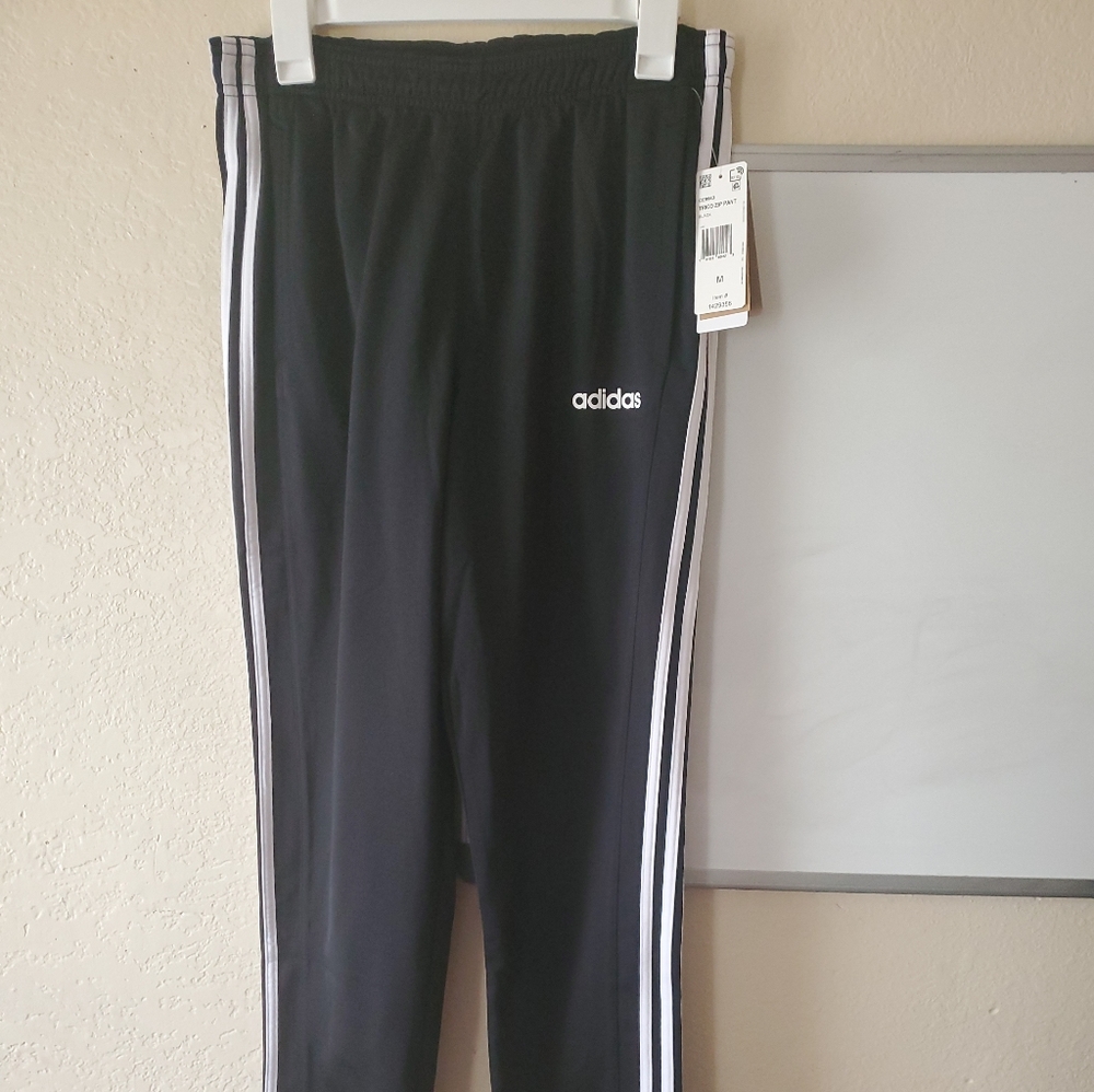 NWT Men's Adidas Essential Tricot 3-Stripe Black Z